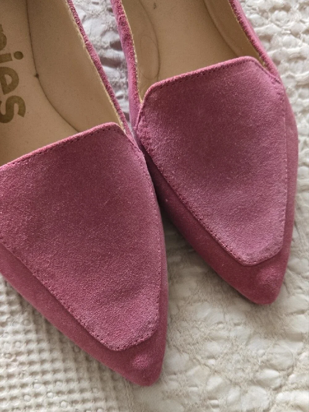 Hush Puppies Pink Suede Pointed-Toe Flats Normcore Preppy Feminine 8.5